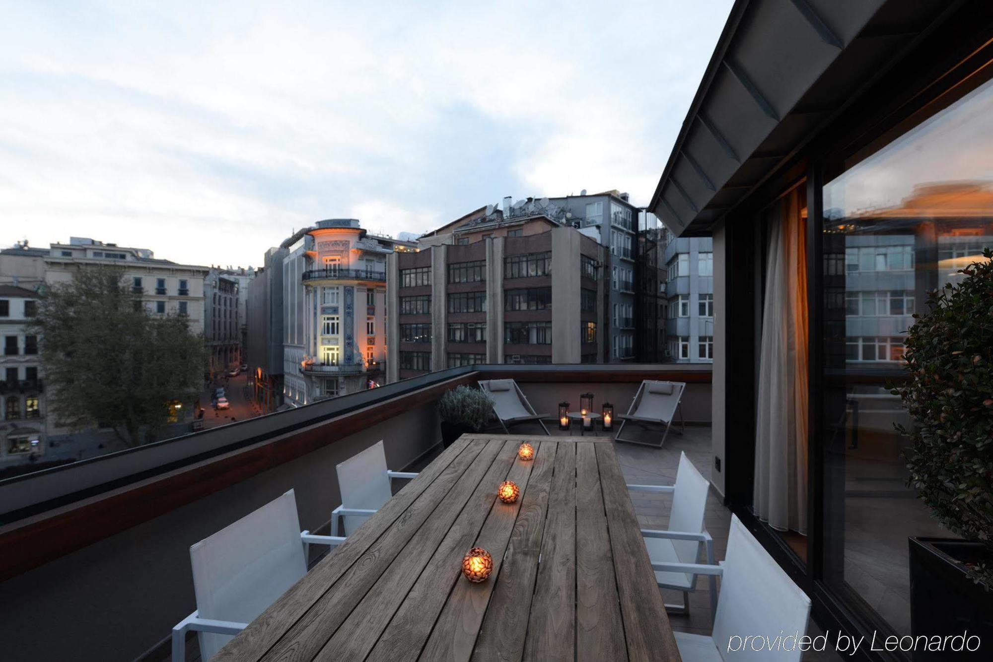 10 Karakoy Hotell Istanbul Eksteriør bilde Rooftop terrace